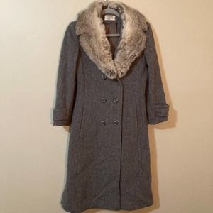 Vintage Women's Wool Coat with Fur Collar